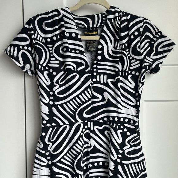 Nooworks Greta Dress in Ripple - Small - Picture 4 of 8